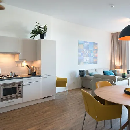 Appealing In With Balcony Terrace * The Hague