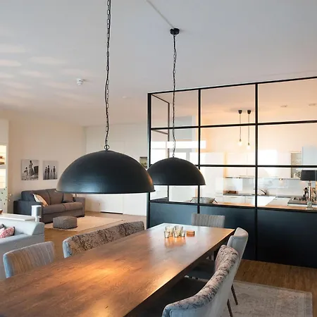 Appealing In With Balcony Terrace * The Hague